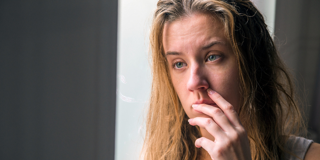 Синдром недовольного лица: быстрое старение и проблемы в общении. 5 причин, признаков и как исправить