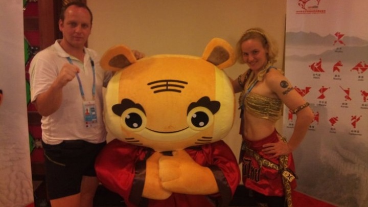 Пик веса, 125 кг, мне 34, 2010 год. Фото с Всемирных игр боевых искусств в Пекине 