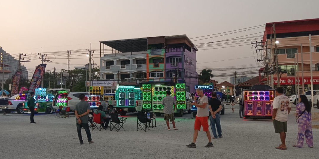 Новый Ночной рынок