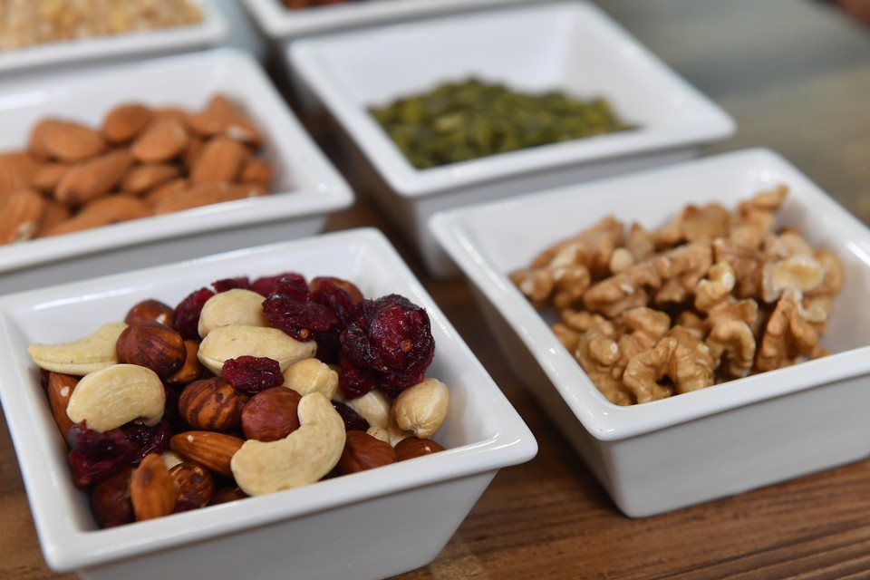    Врач советует постящимся включить в рацион бобовые, орехи, семена льна и чиа, а также цельнозерновые крупы Иван МАКЕЕВ