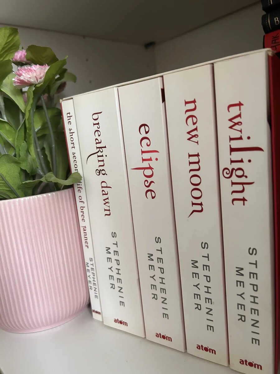 Полное собрание "Сумерки" Стефани Майер на английском языке. Коллекционное издание. Собственная библиотека.