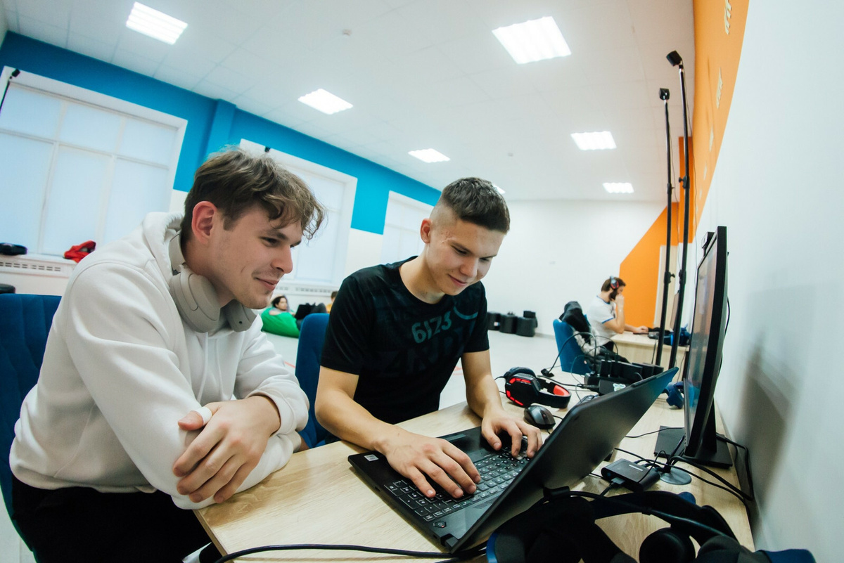     Фиджитал-спортны үстерүгә зур грант бирелде