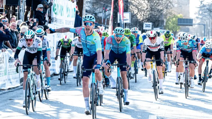 Иван Смирнов выиграл гонку 2026 года