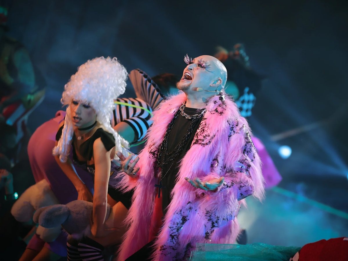     Многие зрители оказались приятно удивлены вокалом Шуры