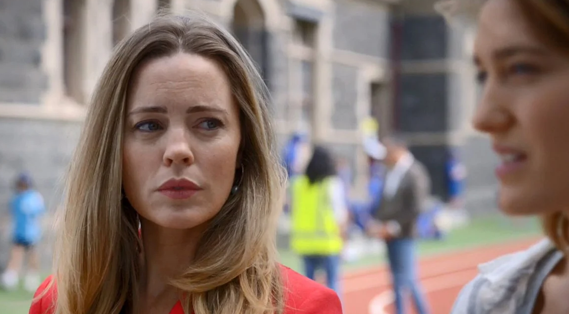 Фрагмент из сериала "Клуб плохих матерей"