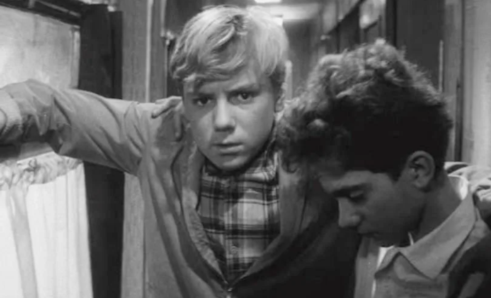 Кадр из фильма «Пропало лето»