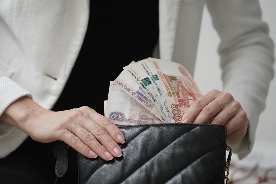    Мошенник убедил самарчанку, что деньги нужно передать немедленно. Светлана МАКОВЕЕВА