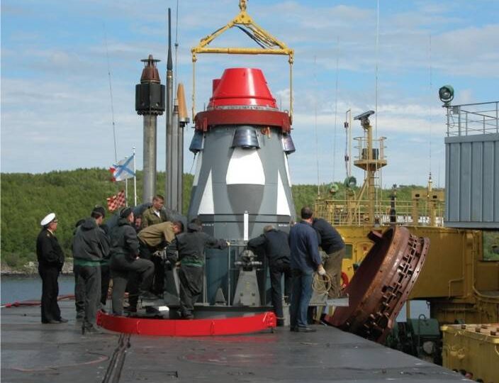 Можно ли запустить ракету в космос с подводной лодки? Можно — Р-29РМ «Штиль»