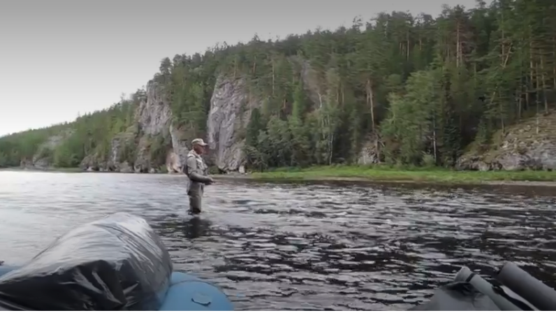 Фото 2. Скала в Горке дятловцев летом в наше время.