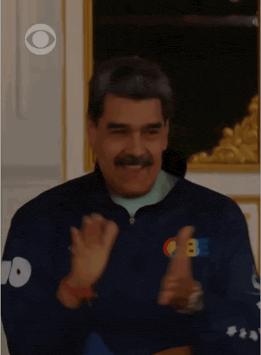 Хорошая новость: такие оправы не нужно искать на аукционах или заказывать у японских мастеров, просто закажите их в Сток Оптике.