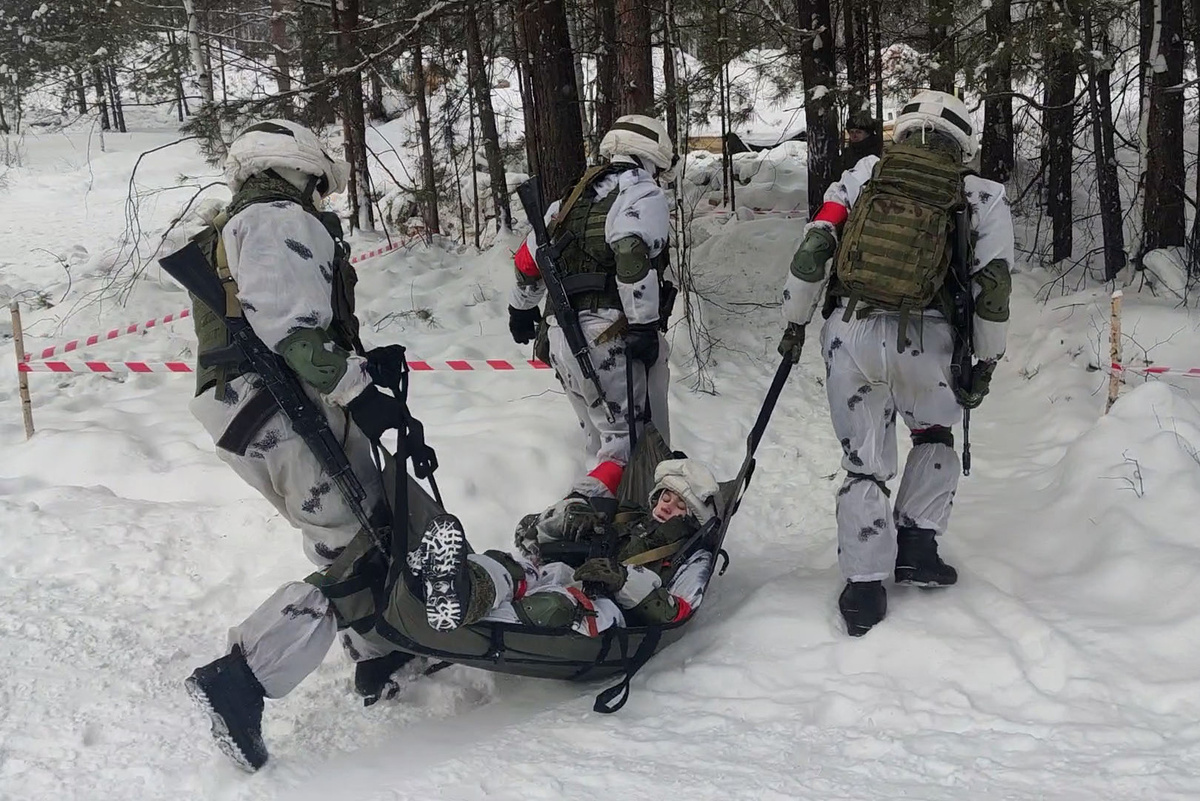     Кораллы Көчләр резервында хезмәт итү турында нәрсә белергә кирәк?