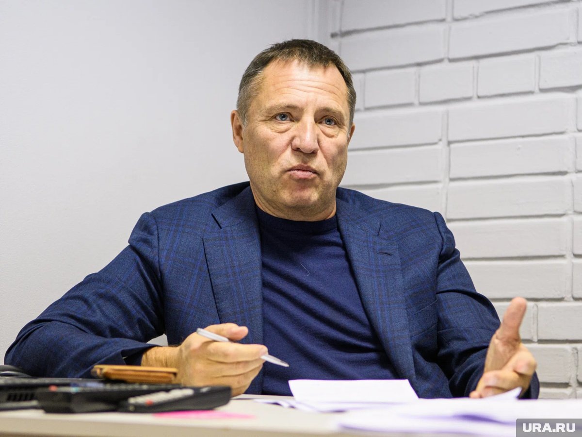     Вячеслав Вегнер высказал свою позицию относительно незащищенности педагогов