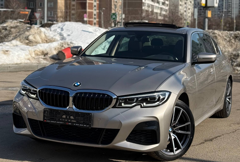 "Это уже не баварец!". Привезли BMW 320Li из Китая за 3,5 млн рублей и поняли, за что дилеры называют ее "подделкой"