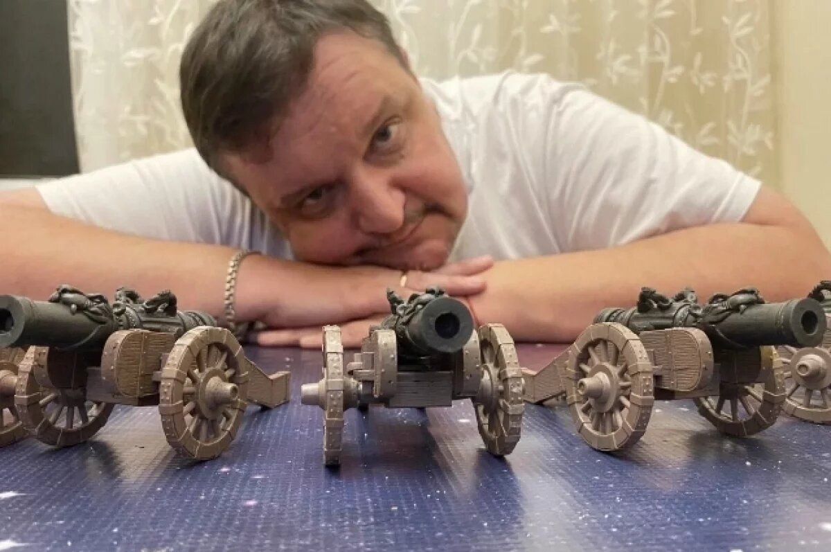    ​Играем в солдатиков.