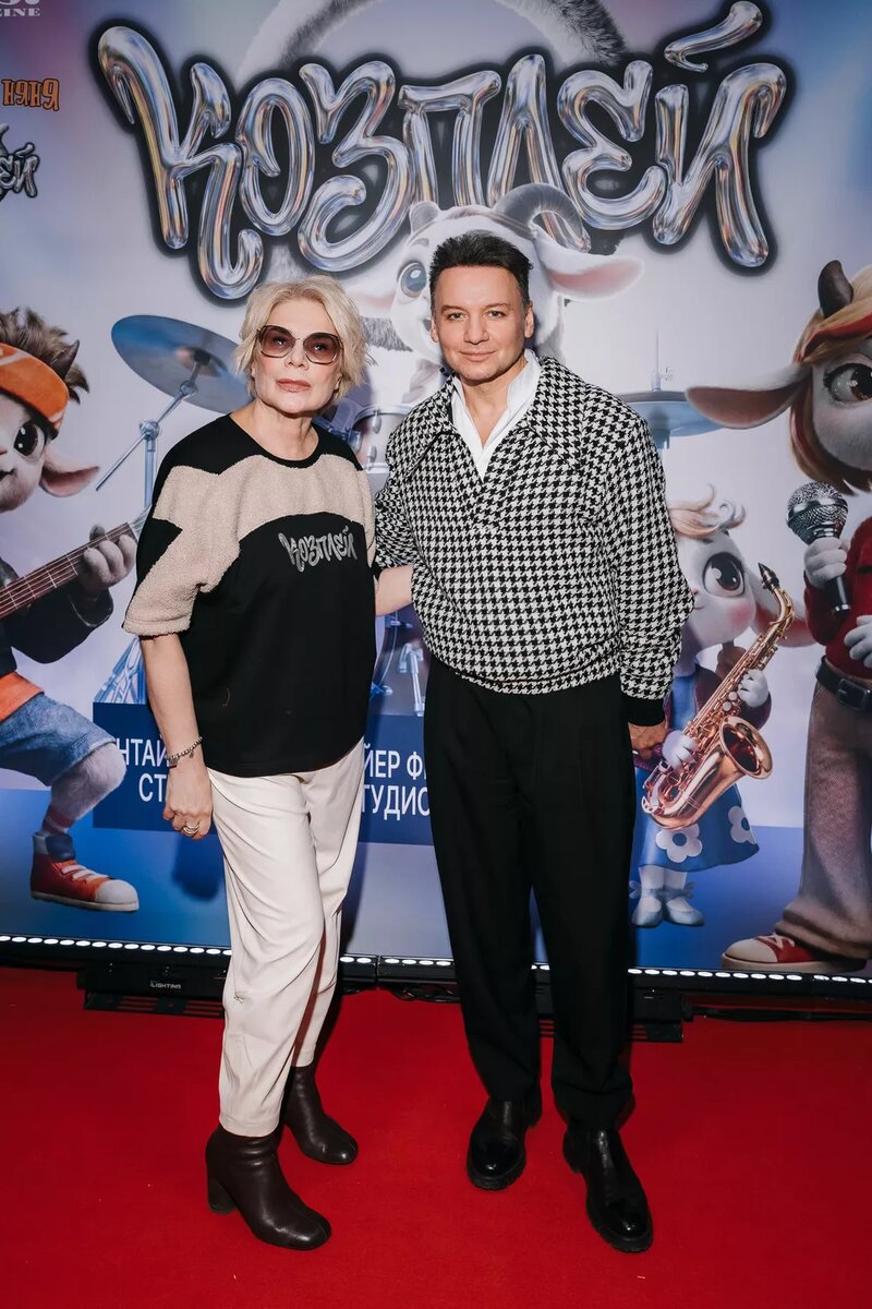 Александр Олешко и Лина Арифулина📷
