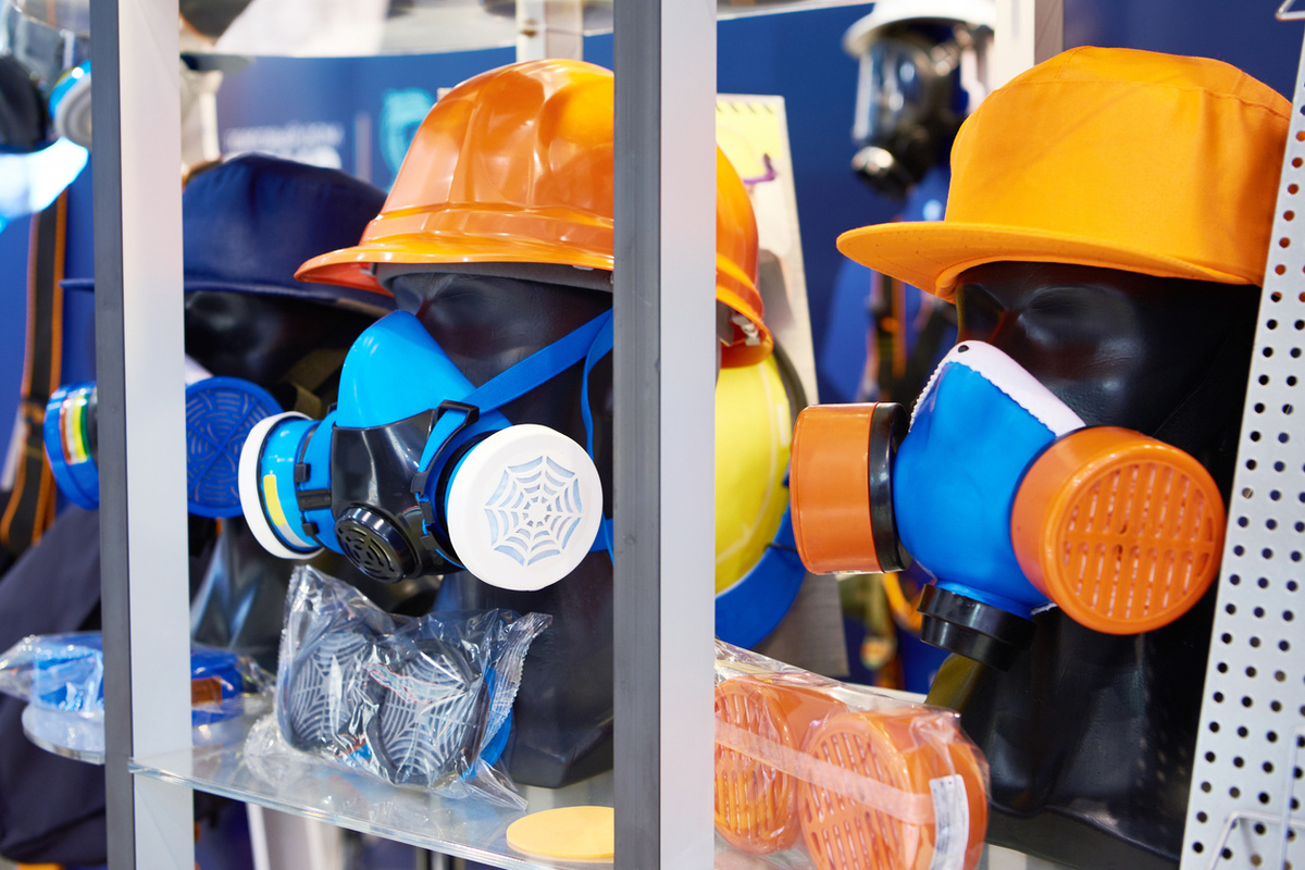    Сменные фильтры иногда идут в комплекте с респиратором