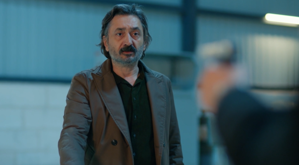 Кадр сериала, 25 серия второго сезона.