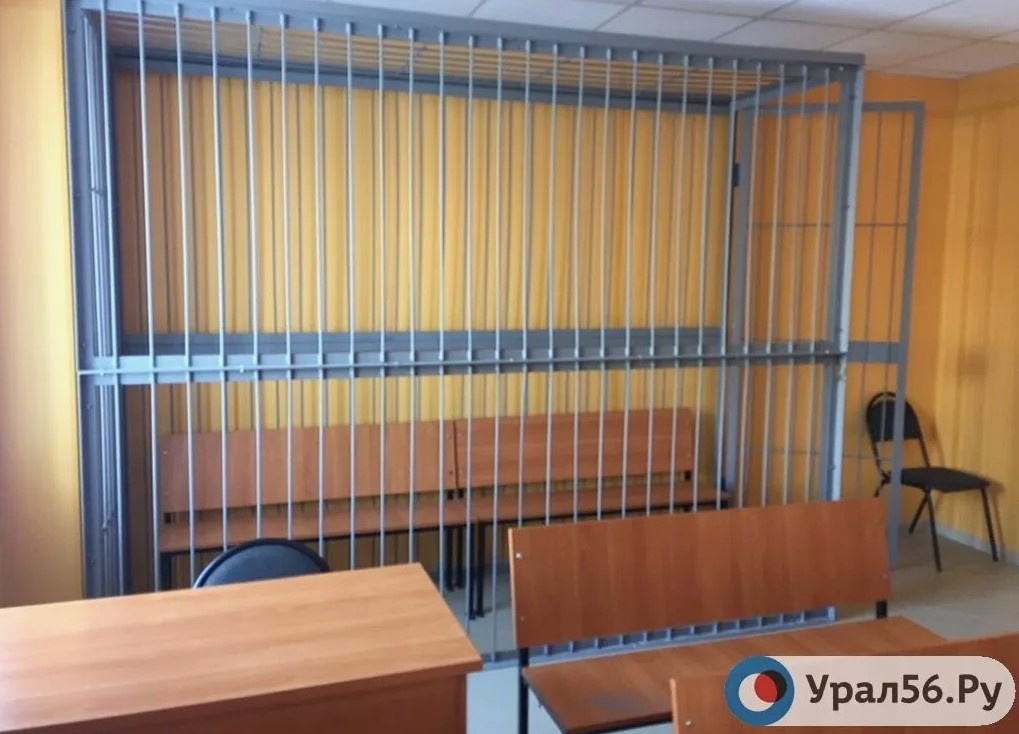    В Оренбурге рабочий сорвался с высоты на стройке и погиб. Возбуждено уголовное дело