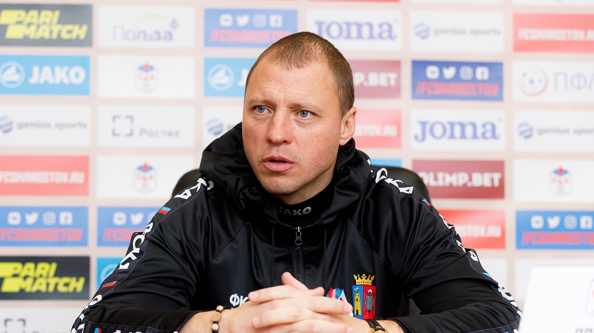 Денис Попов - четвертый главный тренер, который повезет "моряков" на чужбинушку! Кстати, в Воронеже для него это будет первый выездной официальный поединок "Черноморца" в ранге главного тренера!