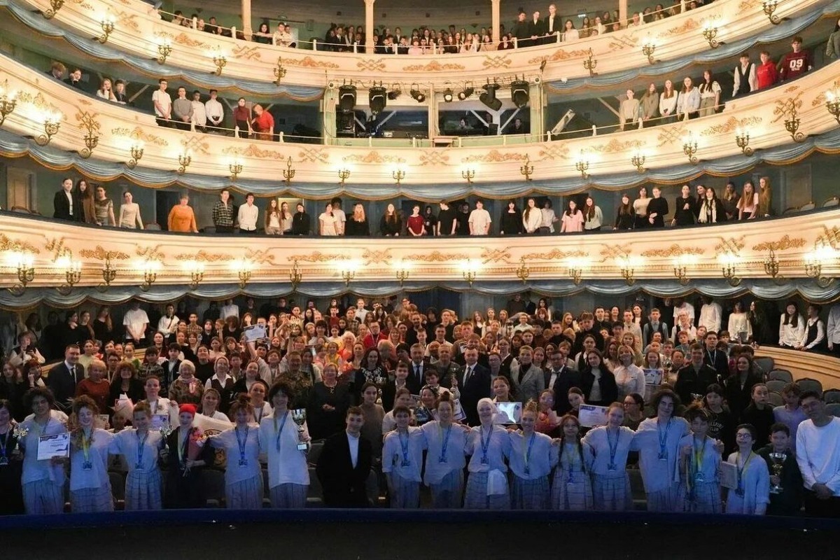 Подведены итоги фестиваля театрального искусства «Байкальская школьная классика». 
Фото: правительство Иркутской области