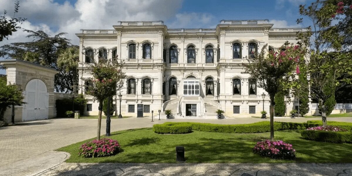 Дворец Йылдыз