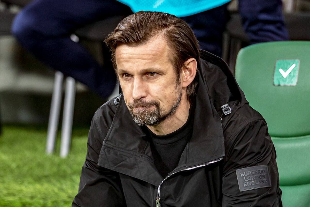 Что б у Семака было такое лицо после окончания матча)))