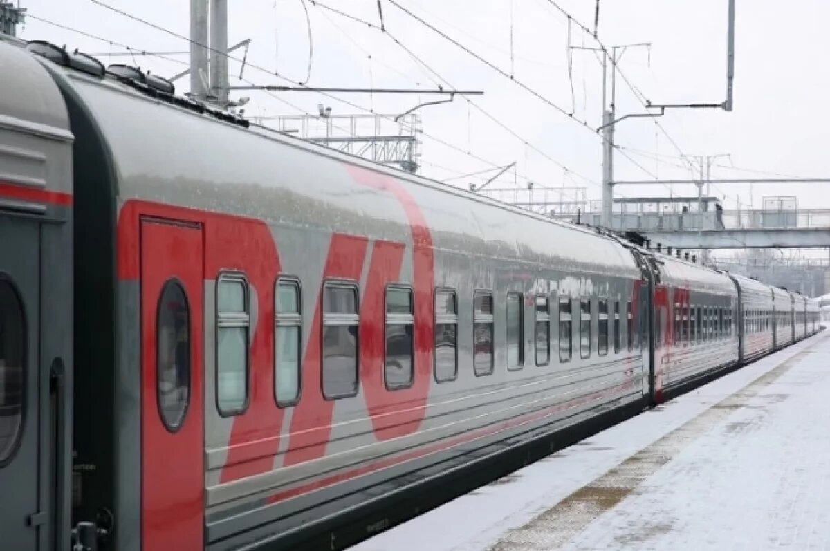    В вагоне-ресторане поезда Киров – Москва, где ехали дети, нашли опасную еду