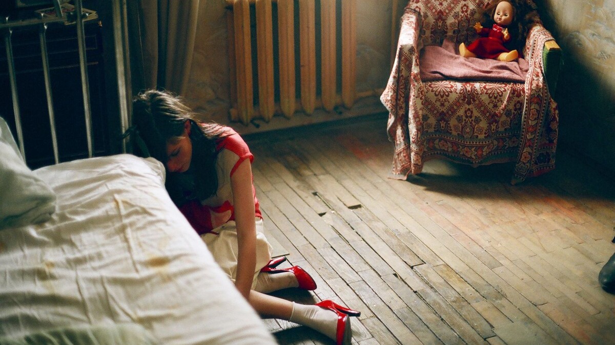     Жертва насильника   
Цитата из х∕ф «Груз 200». Реж. Алексей Балабанов. 2007. Россия