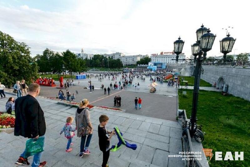    ЕАН. Исторический сквер