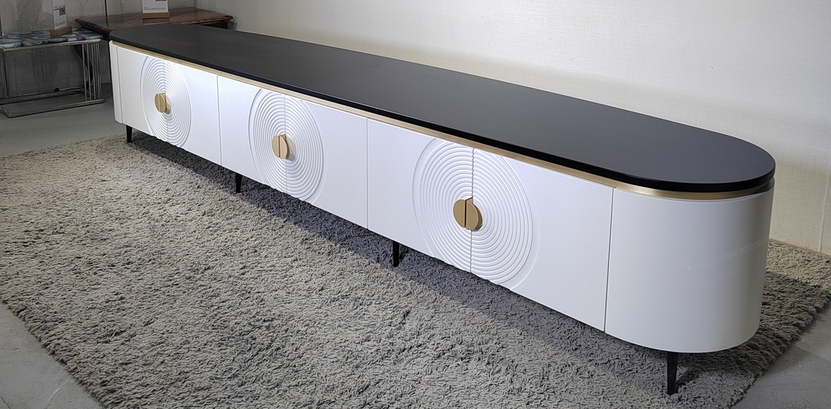 Комод Элиджио с закругленной задней стенкой, для полукруглой стены. Сделан под заказ фабрикоф Арт инетрьеры