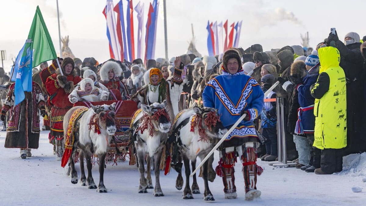    День оленевода – праздник, который особенно привлекателен для туристов. Фото: Никита Погодин / "Ямал-Медиа"
