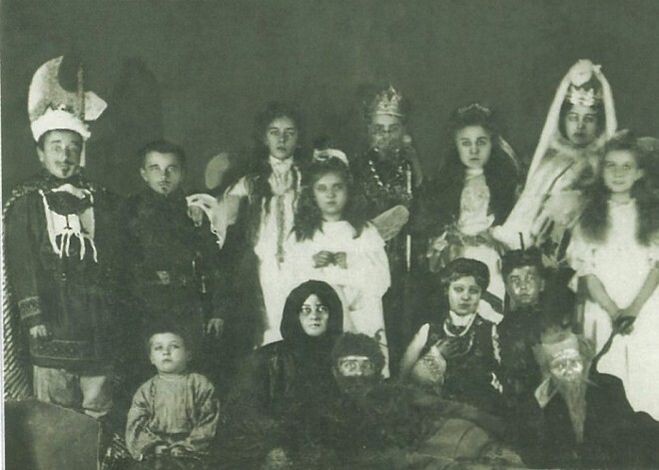 Булгаков-леший, в нижнем правом углу