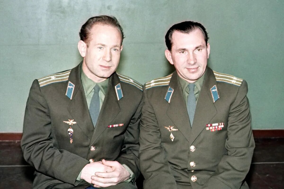 Алексей Леонов и Павел Беляев