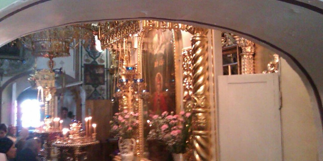 Царские знаки на дереве: потемневший лик из подвала стал небесным щитом в годы великой смуты