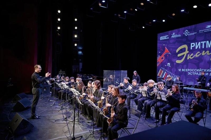    Фото в материале: портал «Культура Екатеринбурга», фотограф Георгий Сапожников / Оркестр