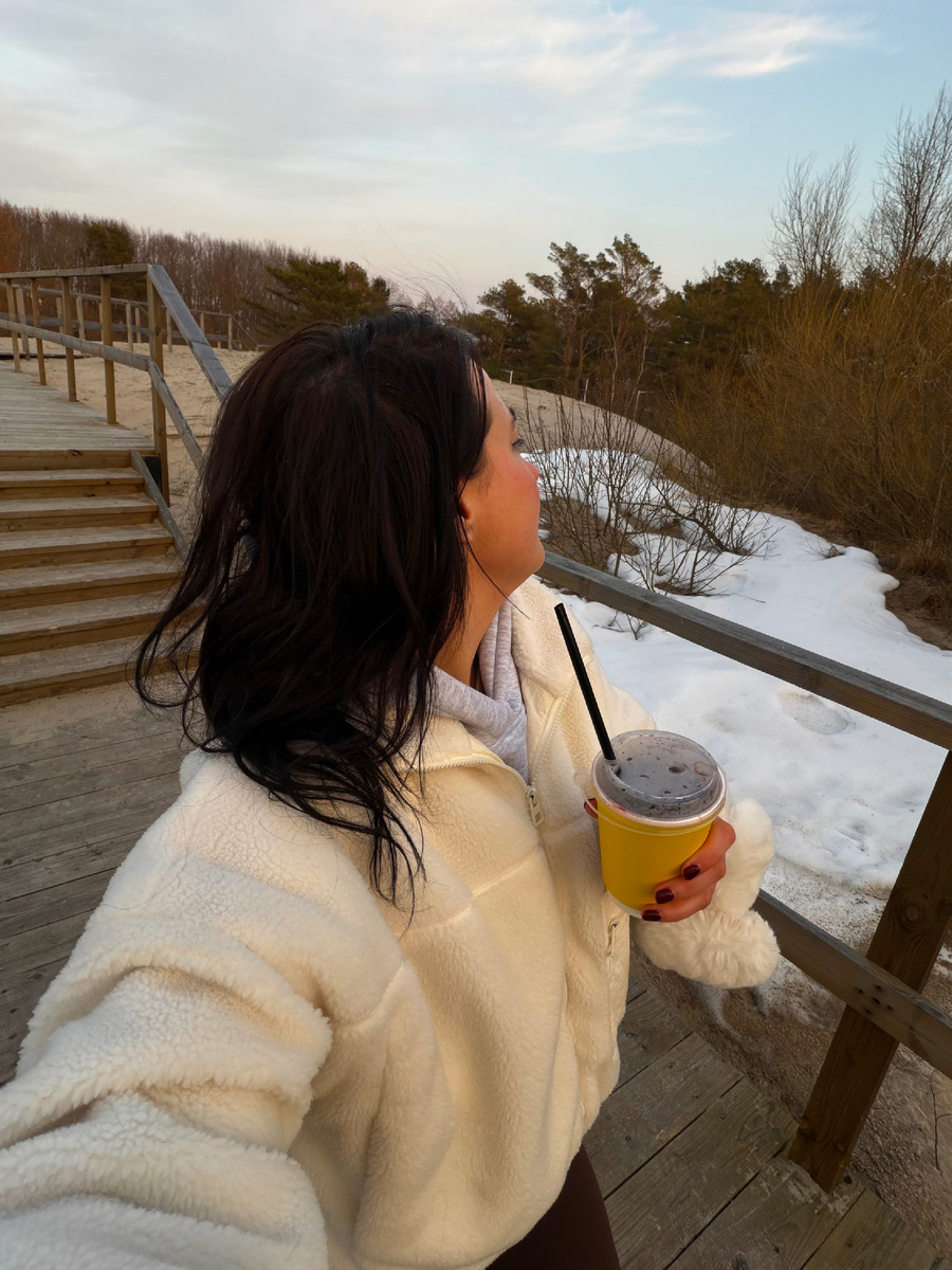 Есть люди, которые замечают мусор. А есть те, кто замечает только возможность написать об этом 47 комментариев.