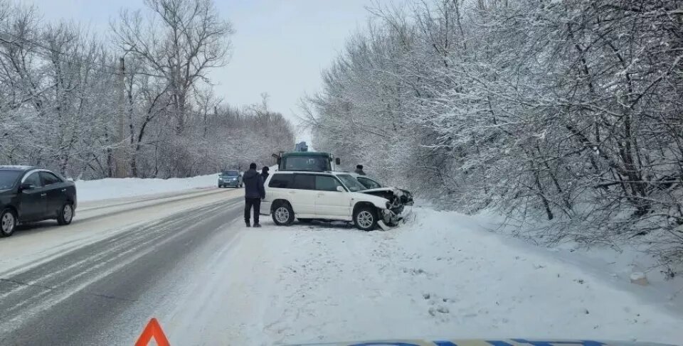    ДТП с двумя иномарками в Горно-Алтайске. Источник: МВД по Республике Алтай