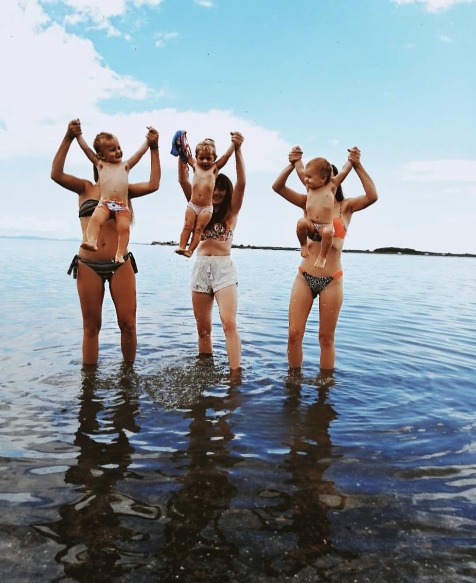 Мой декрет был хорошим. благодаря подругам