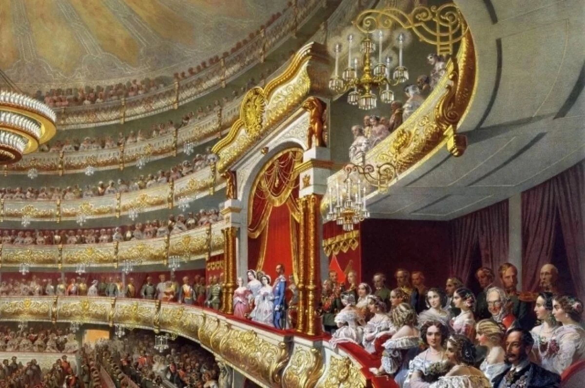    На протяжении веков императорская семья благоволила театру.