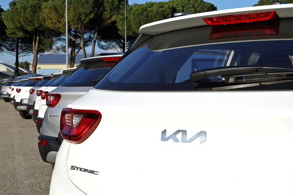 Автомобиль Kia Stonic / luca pbl/Shutterstock/FOTODOM   📷