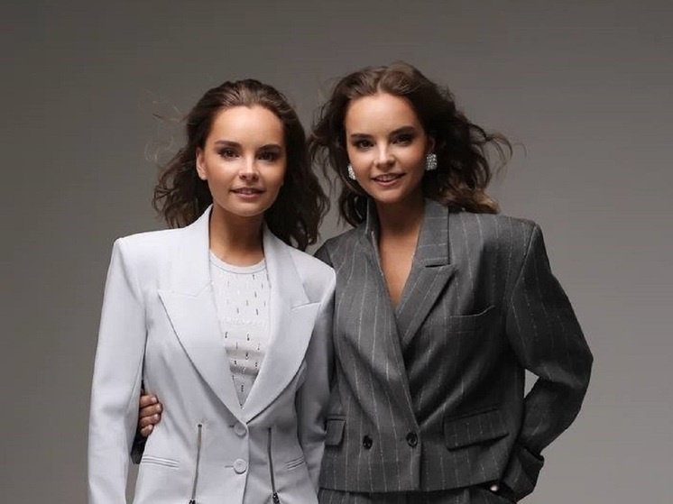     Арина и Дина Аверины: соцсети