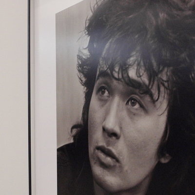     Редкие фото Виктора Цоя и рукописи Майка Науменко продадут на аукционе