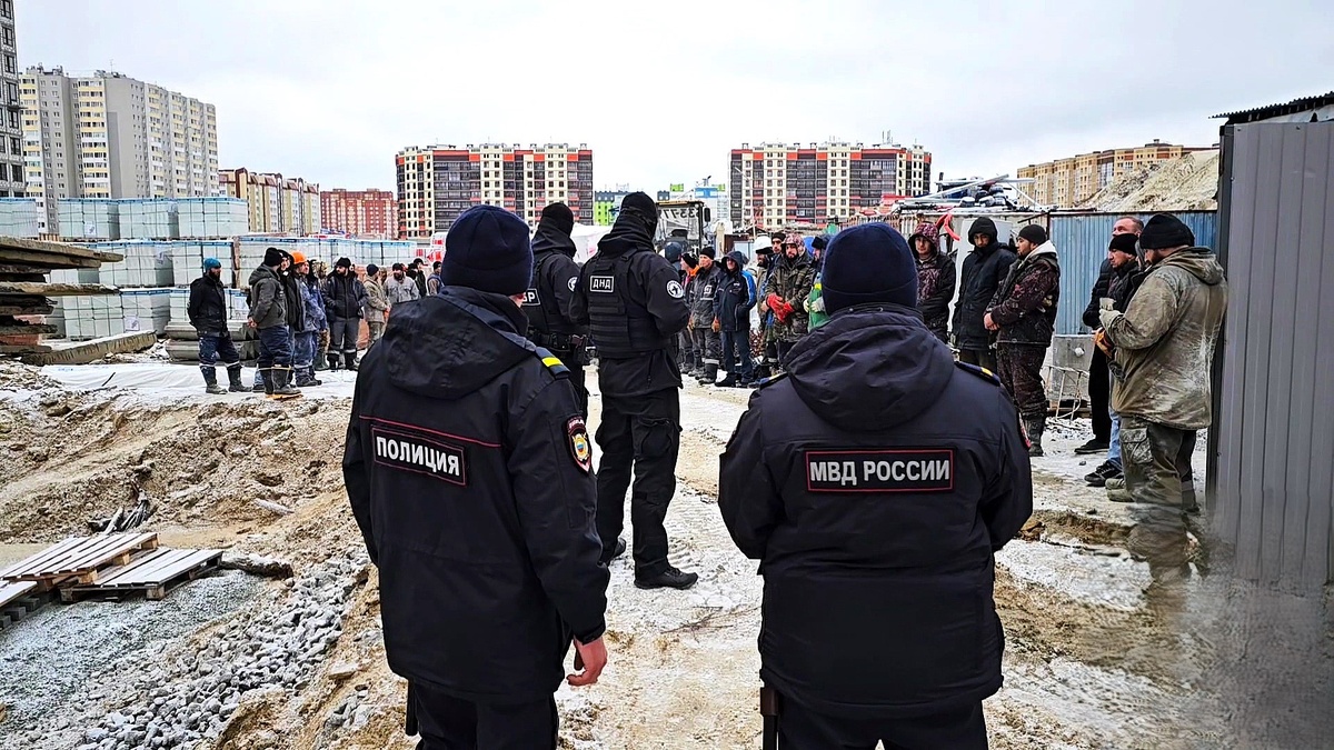    В Югре стабилизируют миграционную обстановку через строгий надзор