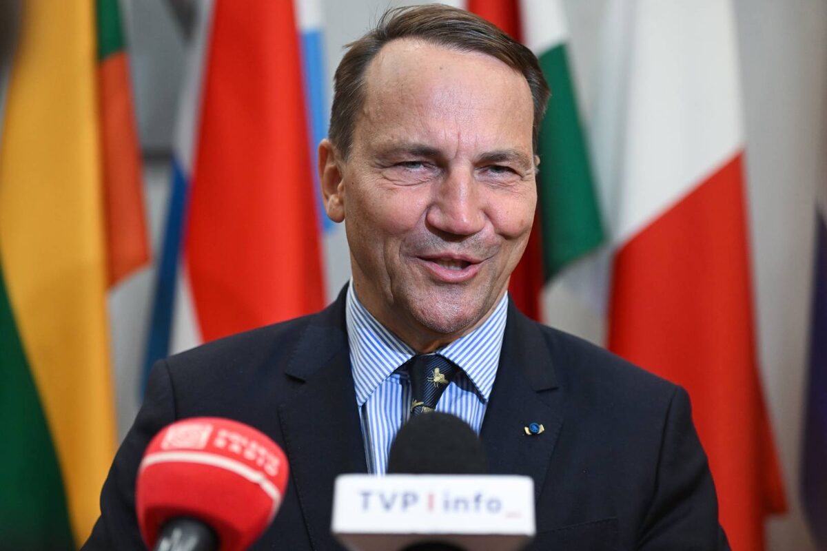     Радослав Сикорский   
(cc) Polish presidency of the Council of the EU 2025