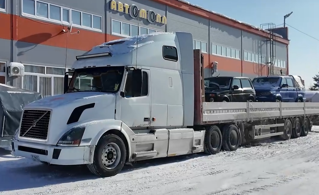    Жители Пыть-Яха отправили на СВО ещё несколько автомобилей.