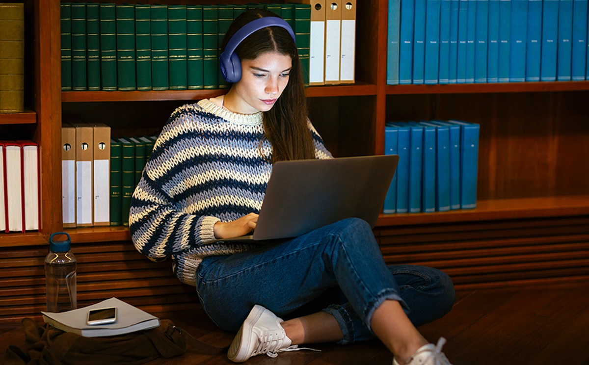    Модель Live 680NC