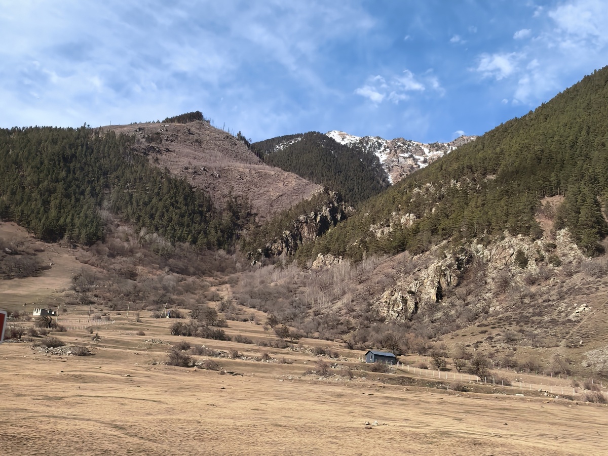 Пейзажы по пути на Домбай. Фото автора блога