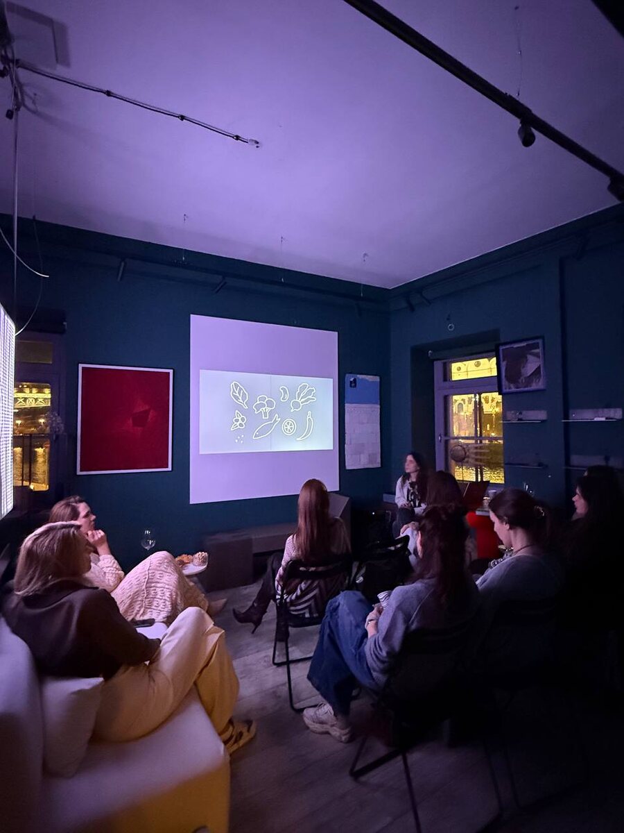 Лекция-дискуссия "Точка входа: как читать работы художников сегодня"