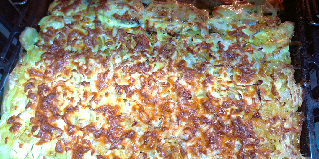 Красная рыба, запеченная в духовке с картошкой. Ужин за 30 минут