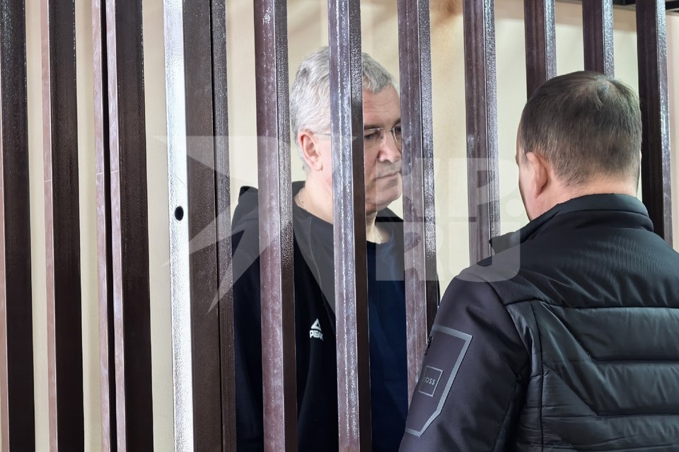    История коррупционного скандала берет начало в ноябре 2023 года. Дарья ДОЛИНИНА